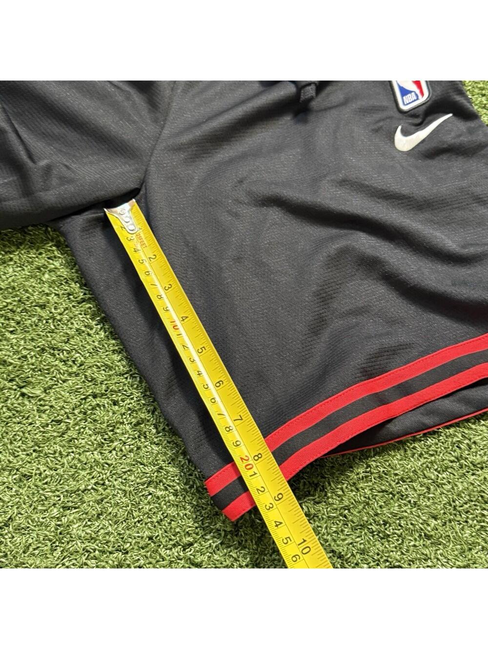 Nike X NBA Toronto Raptors Basketball Shorts Mens S Traning Unlined Zip Pockets - Picture 5 of 8